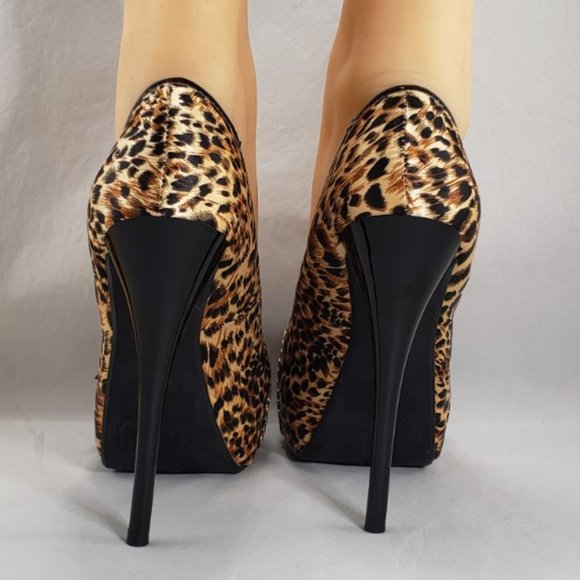 Qupid Women Satin Leopard Print Platform Stiletto Heels 6 - Picture 5 of 8